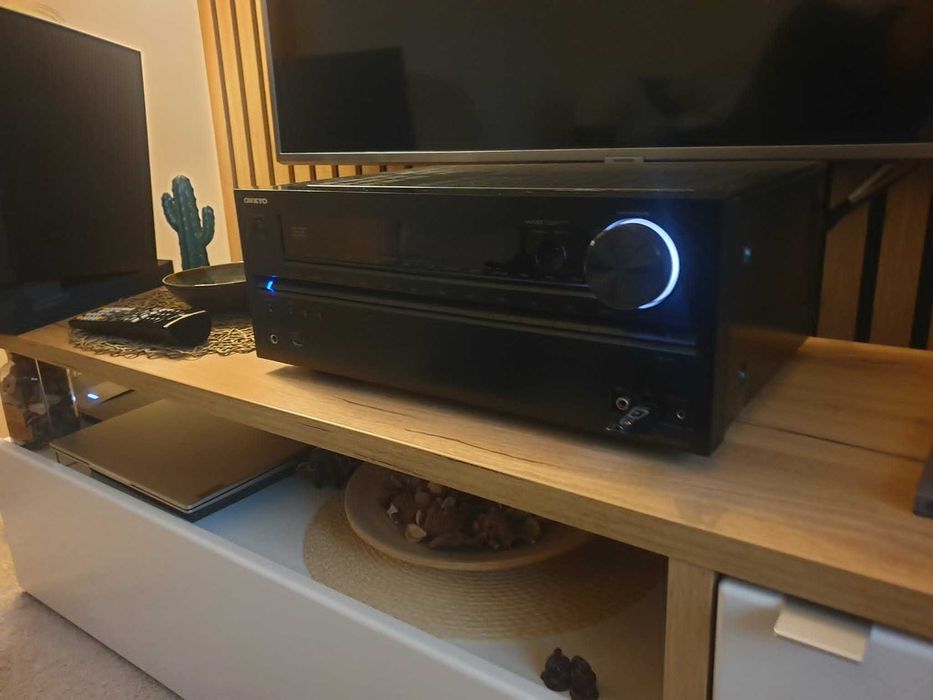 Receiver Onkyo TX-NR609