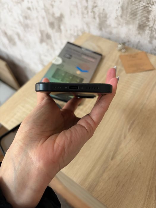 iPhone 15 256GB Black