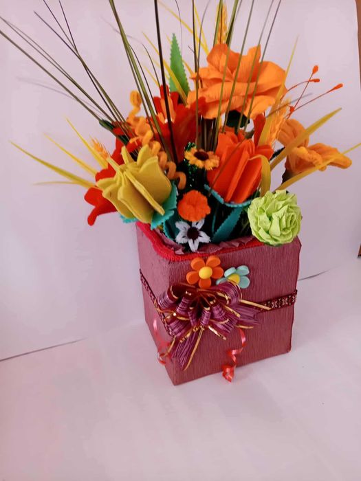 ЦВЕТЯ - ръчно изработени