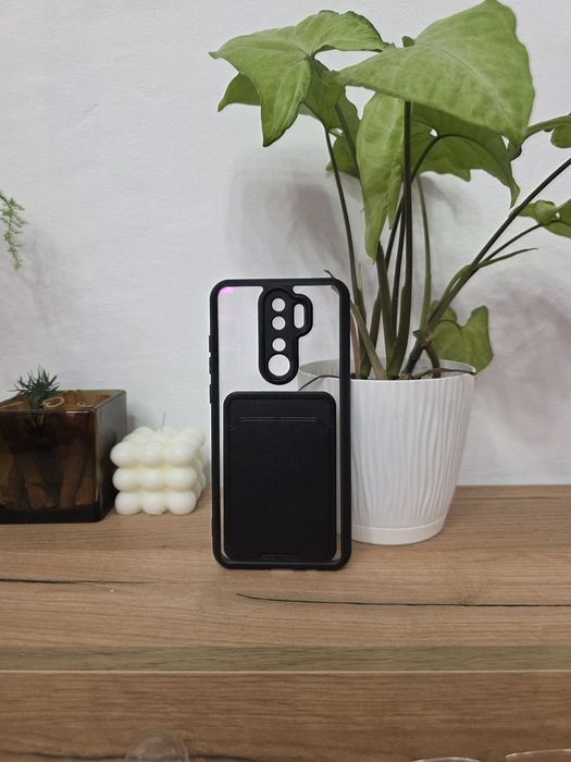Продам чехлы на смартфон Xiaomi Note 8 pro