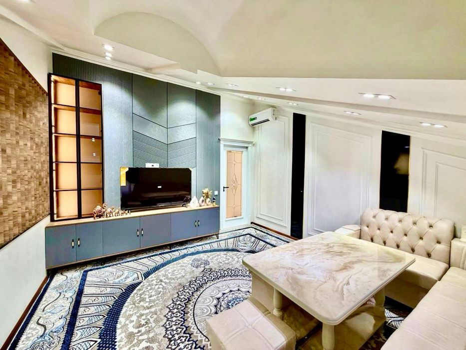 Продается 4 ком. Квартира площадью 110 кв.м. В Вокзале