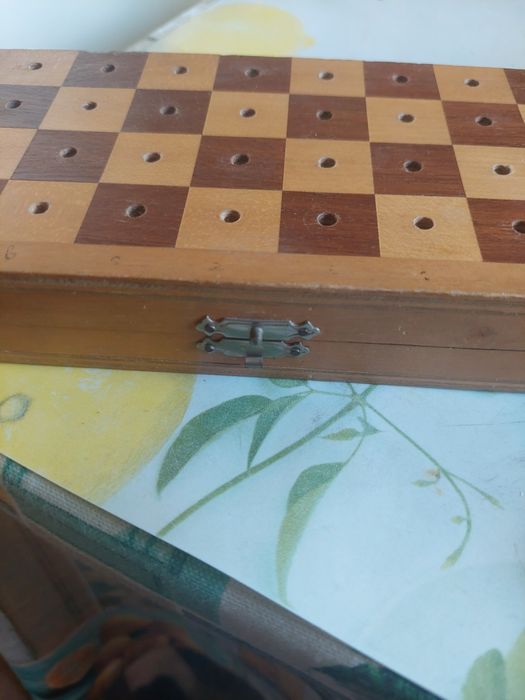 Ретро портативен шах