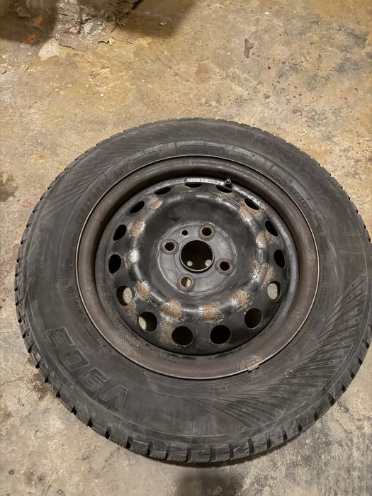 Джанти с зимни гуми Hyundai 175/70 R14  4х100