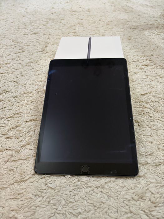 Продам Apple iPad 10.2-inch