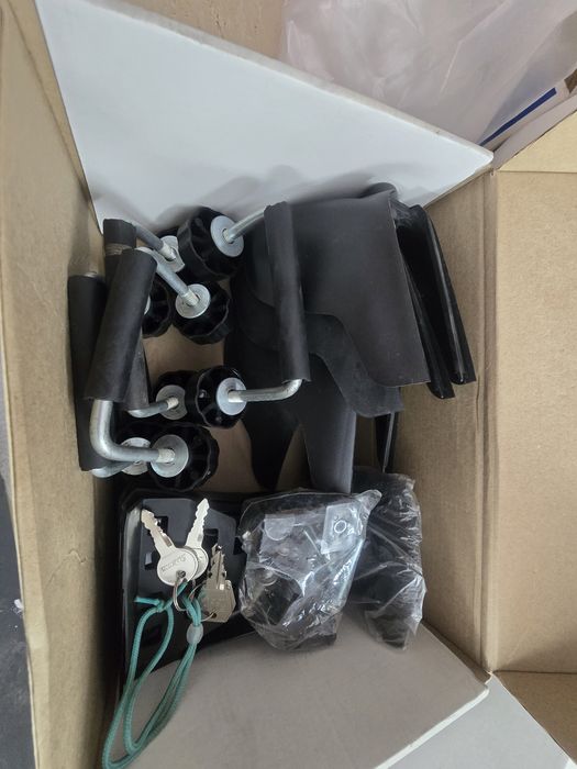 Продам бокс на авто с рейлингами