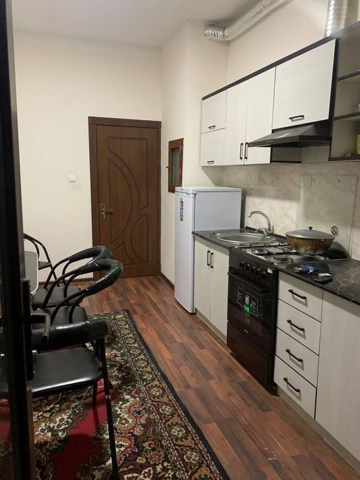 АЗИЯ гостиница олдида Янги курилган Дом