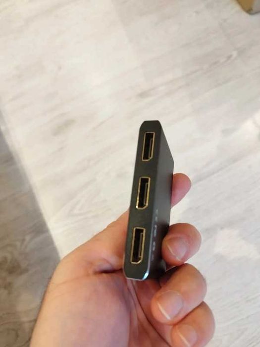 Switch DisplayPort Yiwentec, 3‑în‑1, 8K, comutator bi‑direcțional