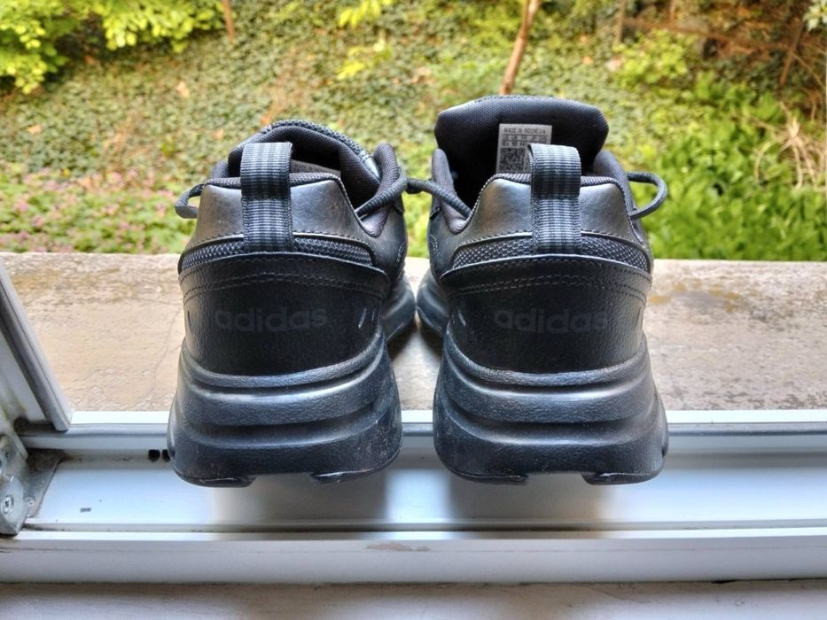 Мъжки спортни обувки adidas