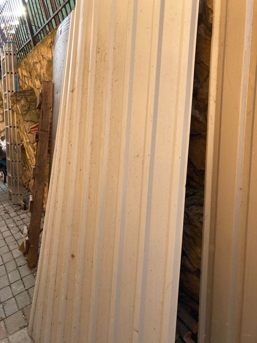 Vand tabla cutata doua bucati