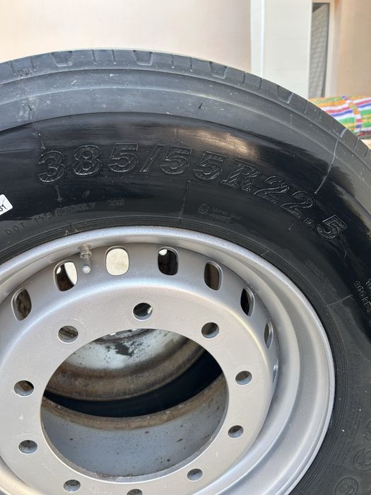 Продается шины  385/55