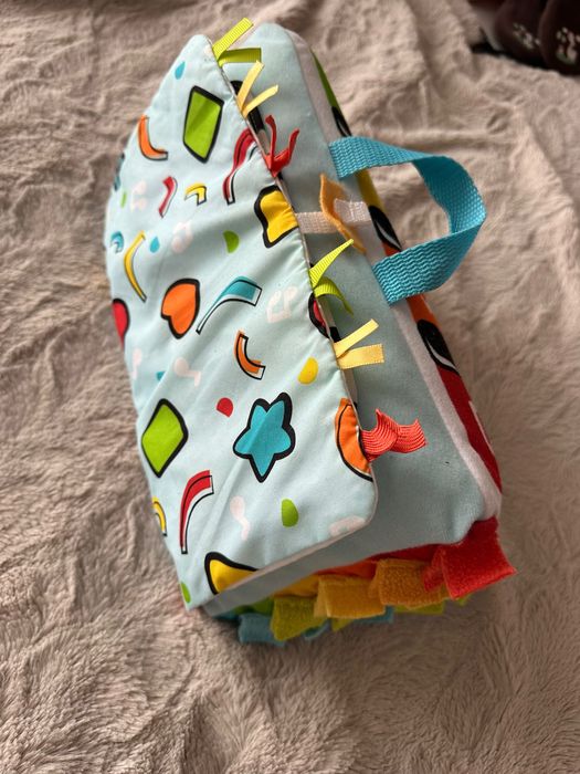 Интерактивна играчка с огледало за бебе