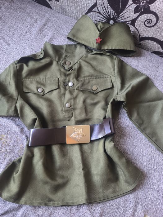 Продам костюм на 9 мая