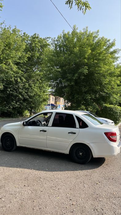 Продам ВАЗ Lada Granta 2190 , 2014 года