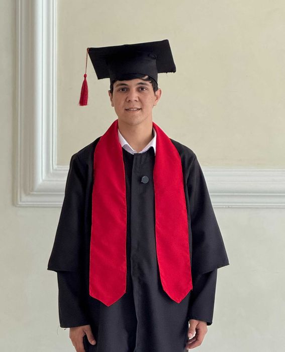 Magistr kiyimi(Mantiya)ijaraga beramiz.Мантия магистра(Мантия)в аренду