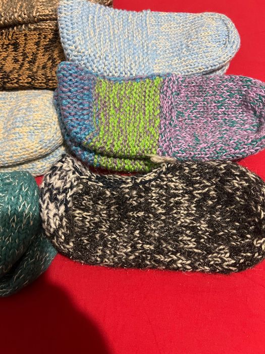 Плетени чорапи и терлици