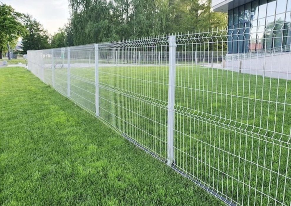 Garduri din plasa bordurata sipca metalica tabla cutata