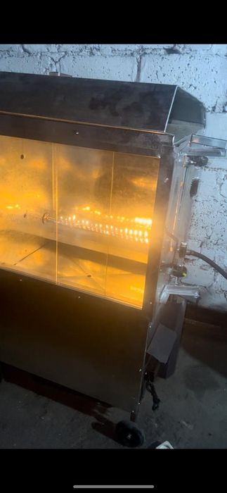 Продам грильницу на газу