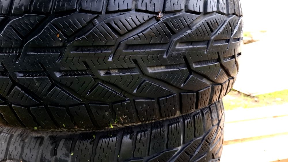 Cauciucuri 215/ 65/ 16