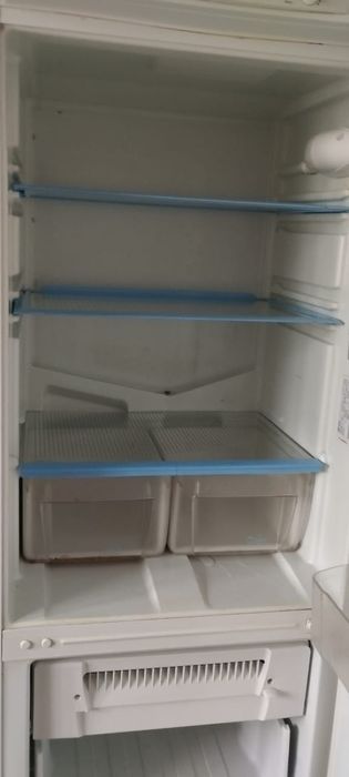 Холодильник Indesit
