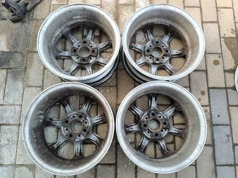 Продам оригинальные легкосплавные диски "BWD"