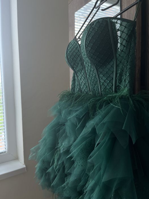 Официална къса рокля