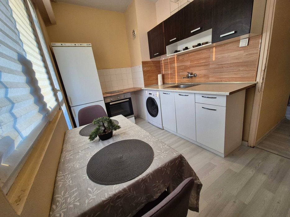 Продава се Двустаен апартамент в София, Свобода - 65 кв.м за 2000 €/кв.м - Снимка #8