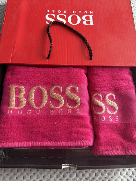 Луксозен комплект хавлии HUGO BOSS + Подаръчна  кутия