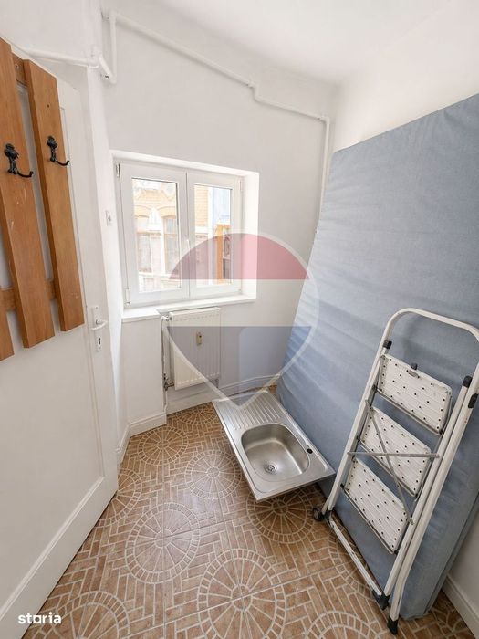 Garsonieră 28 mp | Piața Romană | 3 min metrou | 0% comision
