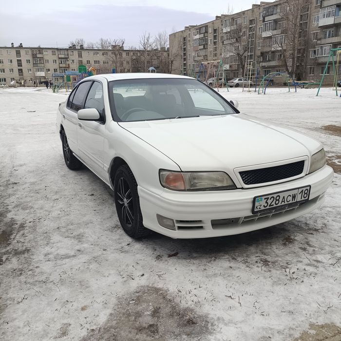 Продам машину марки Nissan