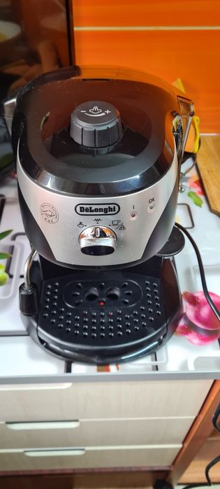 Espressor manual DeLonghi EC221.B