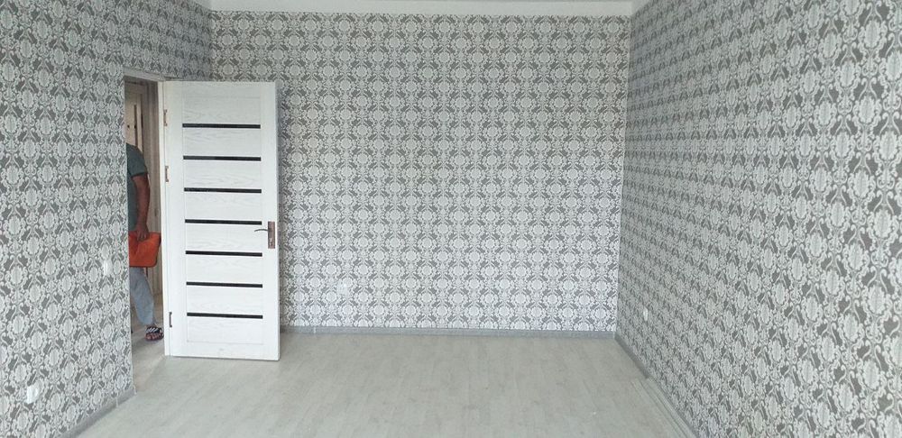 Янгийу́л шахар Эски к,овинчида 1 этажда 3 хонали квартира сотилади