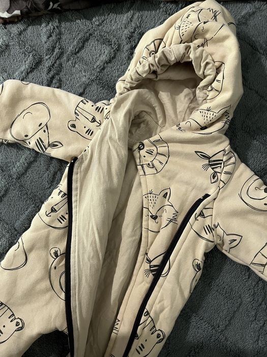 Продам комбинезон для малыша