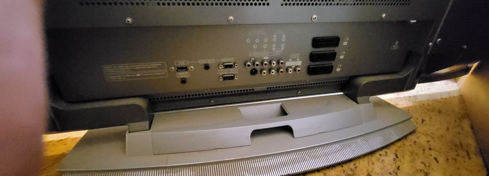 Телевизор LG плазма