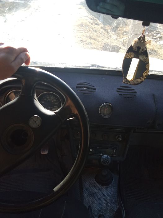 Сотилади 2106 яхши холата