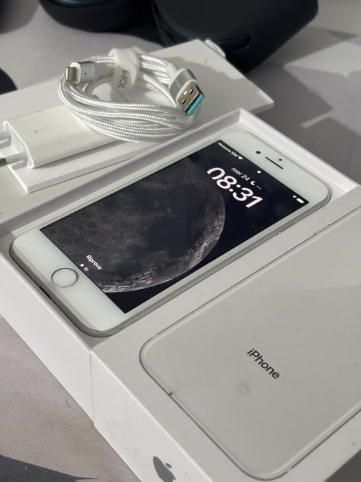 Iphone 8 ca NOU 256 GB