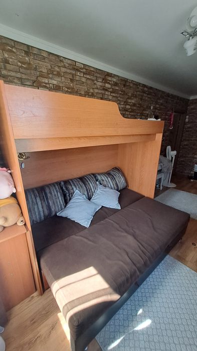 Кровать с диваном