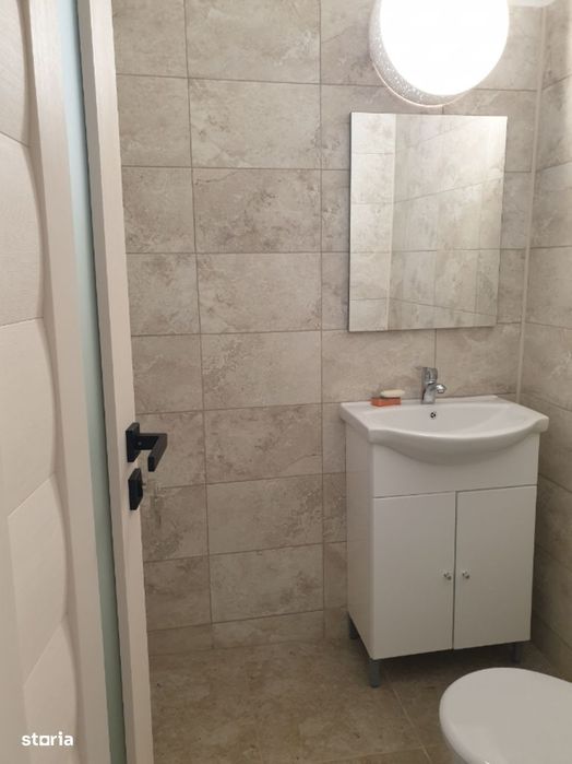 IASI - COPOU - DE INCHIRIAT - Spatiu comercial 54 mp - Renovat total !
