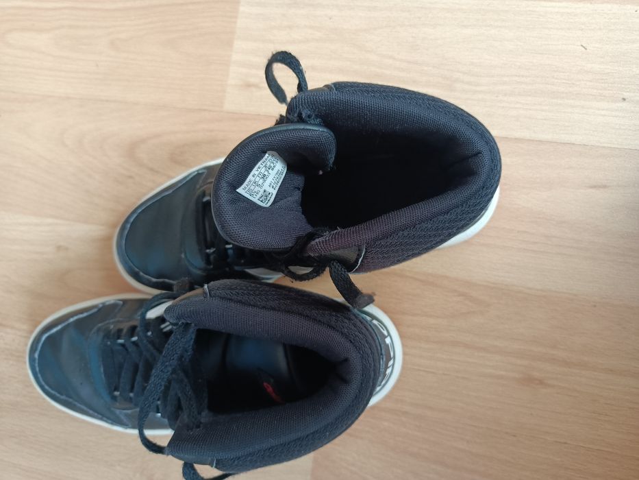 Маратонки Adidas Hoops Mid 2.0, номер 38.