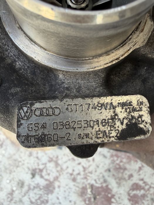 Продавам турбини 2260 х2 и GT1749