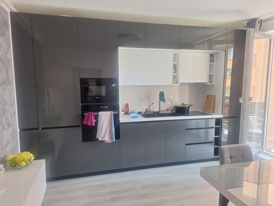 PROPRIETAR vand apartament
