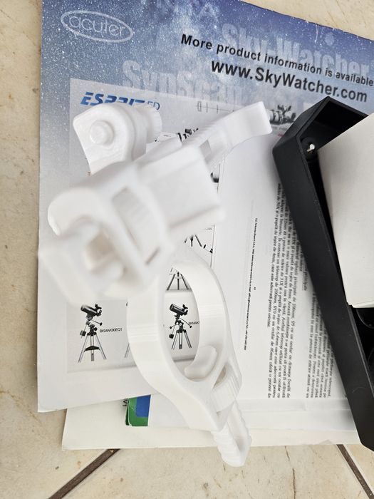 Telescop Newton SkyWatcher Explorer 130/900 EQ2 + CARTE + 4 oculare