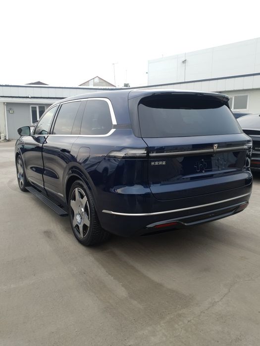 Deepal s09 Ultra. 4x4AWD.