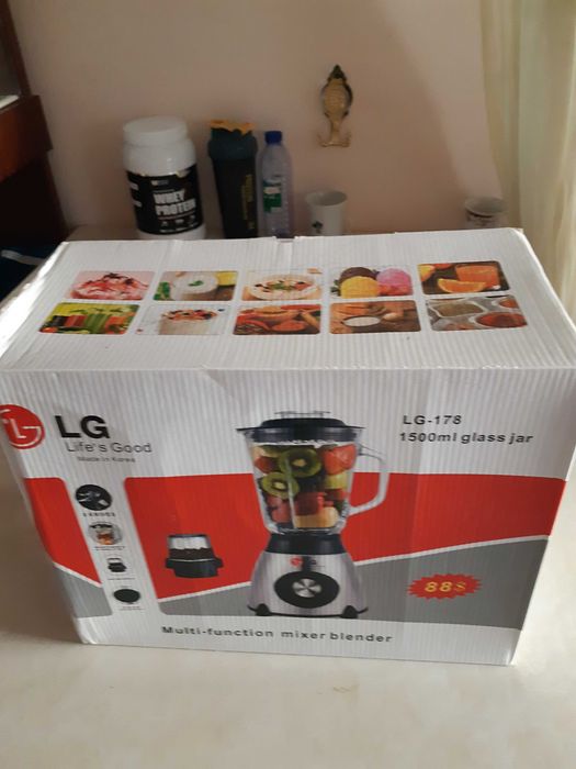 LG blender sotiladi narxi 150000