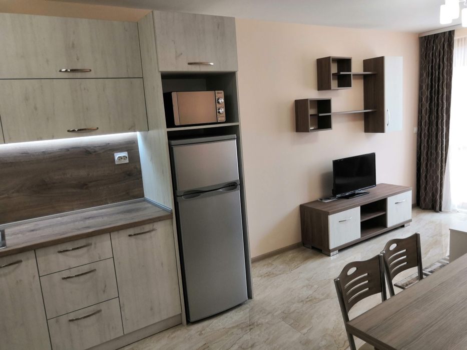 Дава се под наем Двустаен апартамент в Благоевград, Идеален център - 50 кв.м за 340 € - Снимка #15