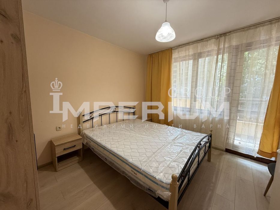 Дава се под наем Двустаен апартамент в Варна, Център - 60 кв.м за 459 € - Снимка #4