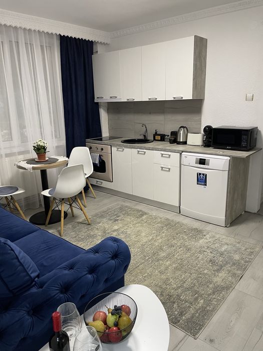 Inchiriez apartament doua camere in zona centrala