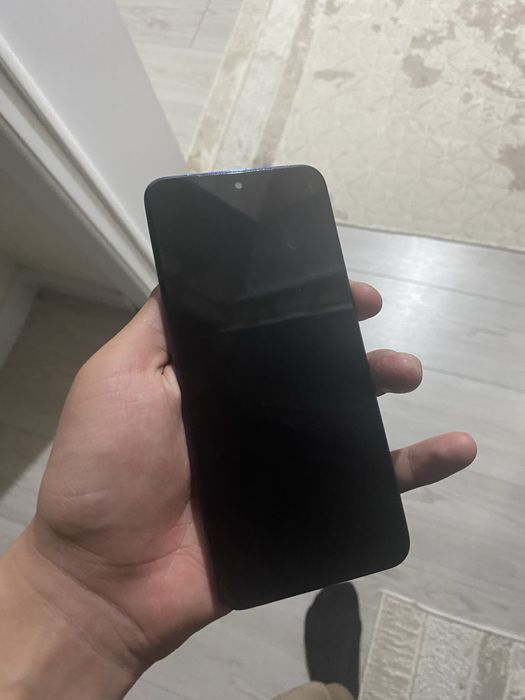 4 телефон сатылады. Арзан бағада