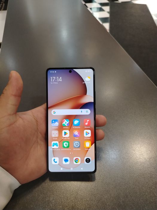 Продам телефон Redmi note 13 pro 12 /512 состояние идеальное