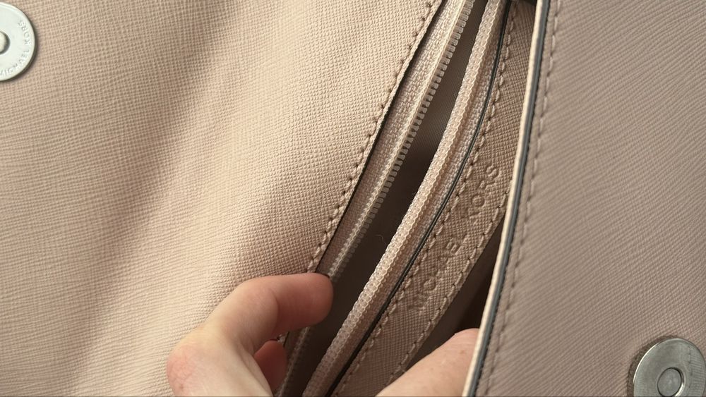 Michael kors geanta pink rosu