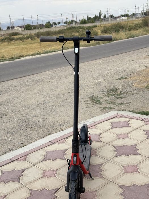 Электросамакат ninebot